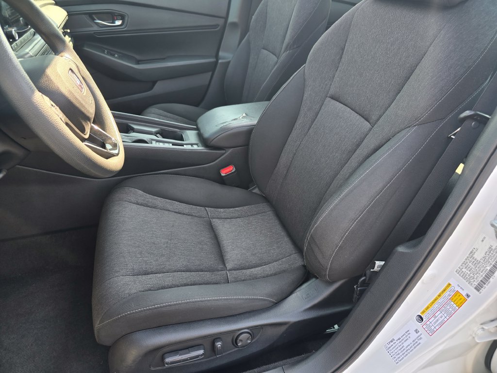 Used 2023 Honda Accord EX image 22