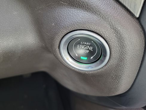 Used 2020 GMC Sierra 2500 Denali w/ Technology Package image 21