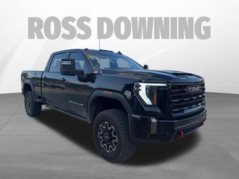 Used 2024 GMC Sierra 2500 AT4X image 4