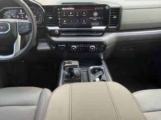 Used 2025 GMC Sierra 1500 SLT AWD/4WD video 3