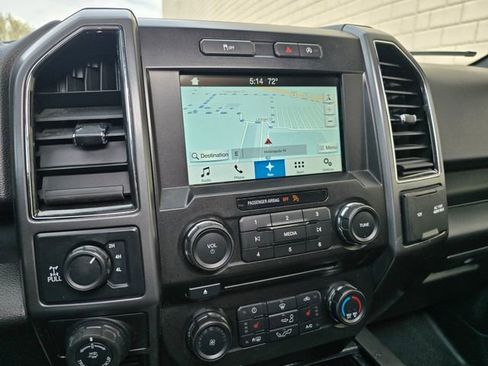Used 2018 Ford F150 XLT w/ Equipment Group 302A Luxury AWD/4WD image 45