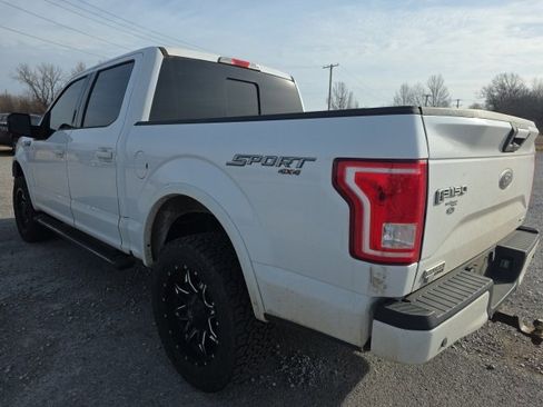 Used 2015 Ford F150 XLT w/ Equipment Group 302A Luxury image 4