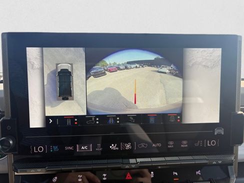 Used 2024 GMC Hummer EV 3X w/ Omega Edition AWD/4WD image 18