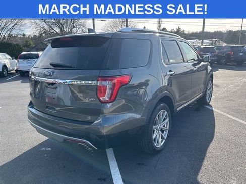 Used 2017 Ford Explorer Limited image 6