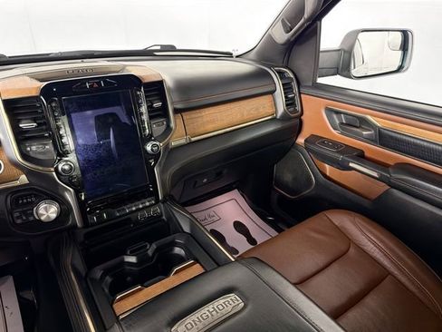 Used 2022 RAM 1500 Limited w/ Body-Colour Bumper Group image 23