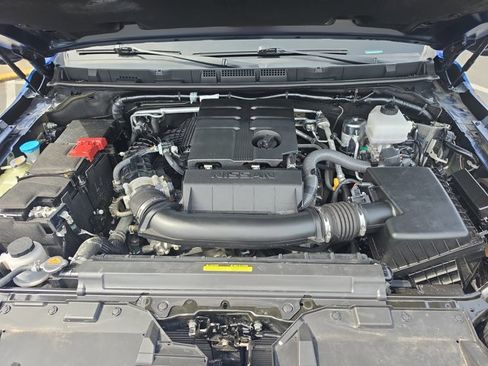 Certified 2024 Nissan Frontier SL w/ Technology Package AWD/4WD image 32