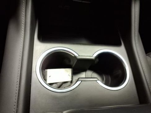 Used 2024 Chevrolet Tahoe LS RWD image 23