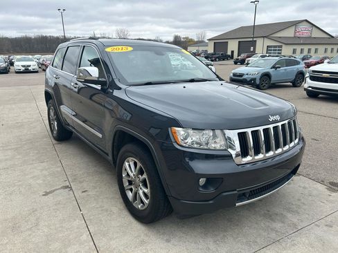 Used 2013 Jeep Grand Cherokee Limited image 3