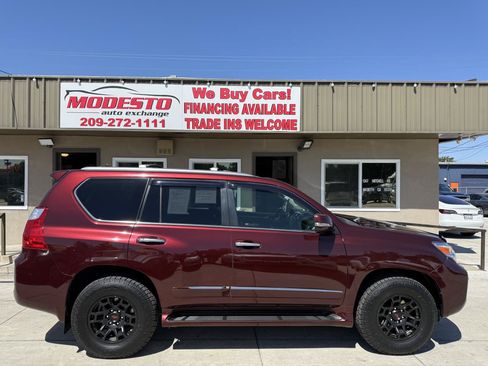 Used 2010 Lexus GX 460 Premium AWD/4WD image 2