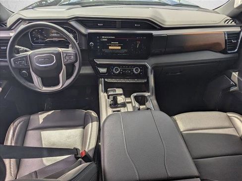 Used 2025 GMC Sierra 1500 Denali image 18