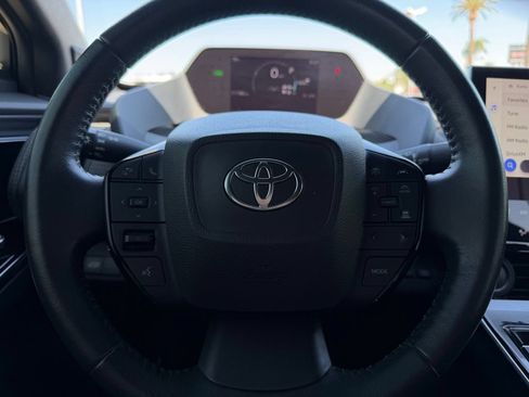 Used 2023 Toyota bZ4X FWD image 24
