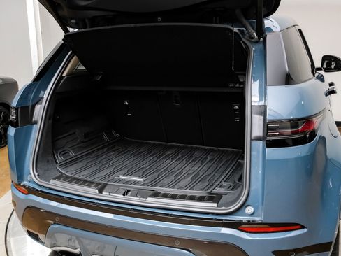 Used 2024 Land Rover Range Rover Evoque Dynamic SE image 56