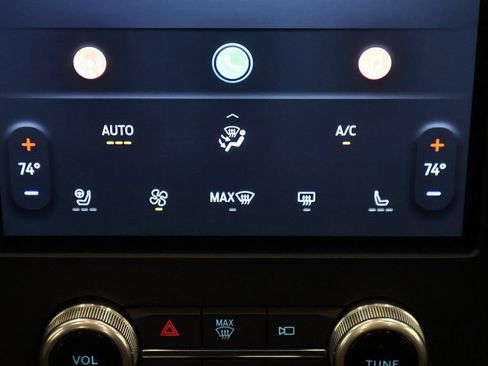 Certified 2023 Ford Edge ST-Line w/ Cargo Accessory Package image 32