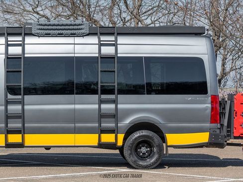 Used 2022 Mercedes-Benz Sprinter 3500 image 5