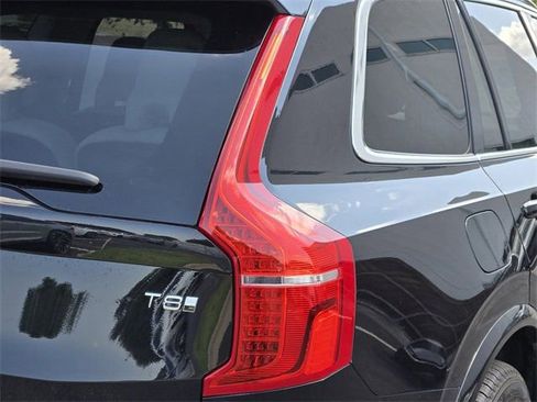 New 2025 Volvo XC90 T8 Plus w/ Protection Package Premier image 17