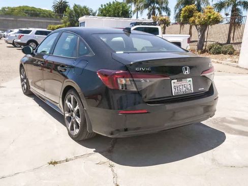 Used 2025 Honda Civic Sport Touring image 7