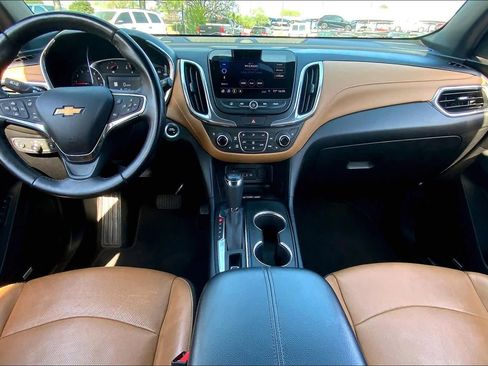 Used 2019 Chevrolet Equinox Premier image 16