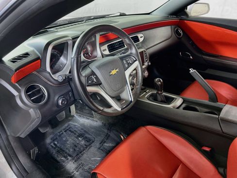 Used 2013 Chevrolet Camaro SS w/ RS Package image 9