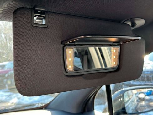 Used 2024 Buick Enclave Essence w/ Experience Buick Package image 29