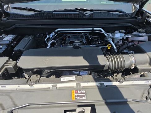 Used 2026 Chevrolet Colorado Trail Boss image 11