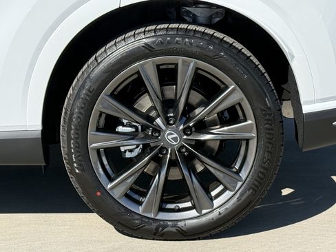 New 2026 Lexus RX 350h AWD/4WD image 16