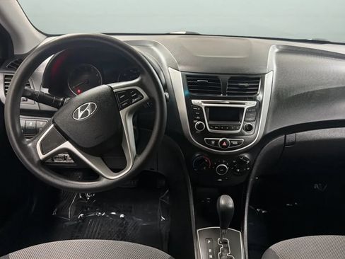Used 2014 Hyundai Accent GS FWD image 10