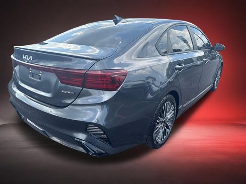 Used 2023 Kia Forte GT-Line w/ GT-Line Premium Package FWD image 4