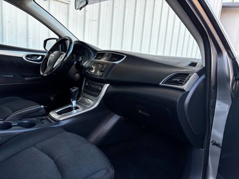 Used 2015 Nissan Sentra SR image 12