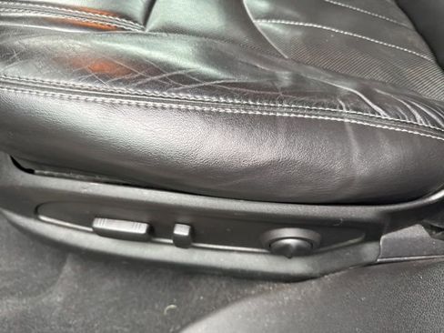 Used 2016 Buick Enclave Leather w/ Enclave Tuscan Edition FWD image 17