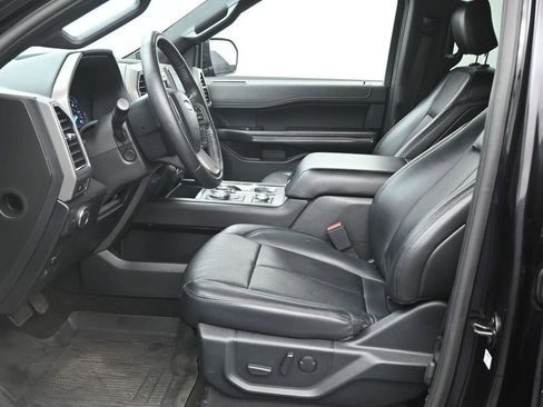Used 2020 Ford Expedition XLT w/ Equipment Group 202A image 10