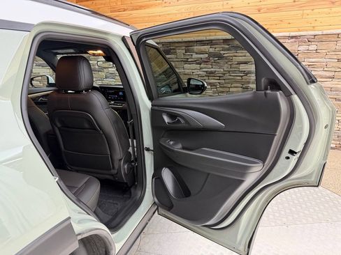 Used 2024 Chevrolet TrailBlazer ACTIV w/ Driver Confidence Package AWD/4WD image 41