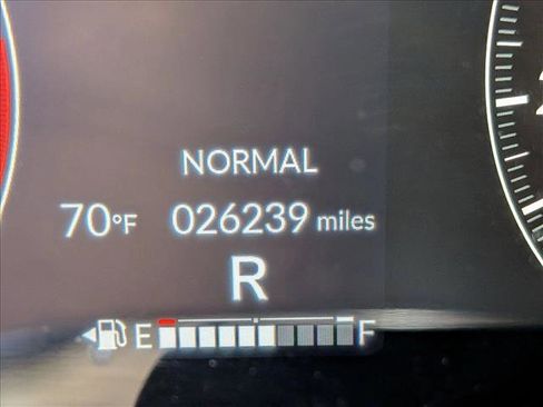 Used 2024 Honda CR-V EX-L image 11