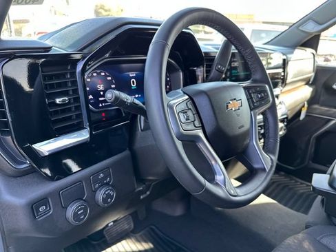 Certified 2026 Chevrolet Silverado 1500 LT RWD image 13