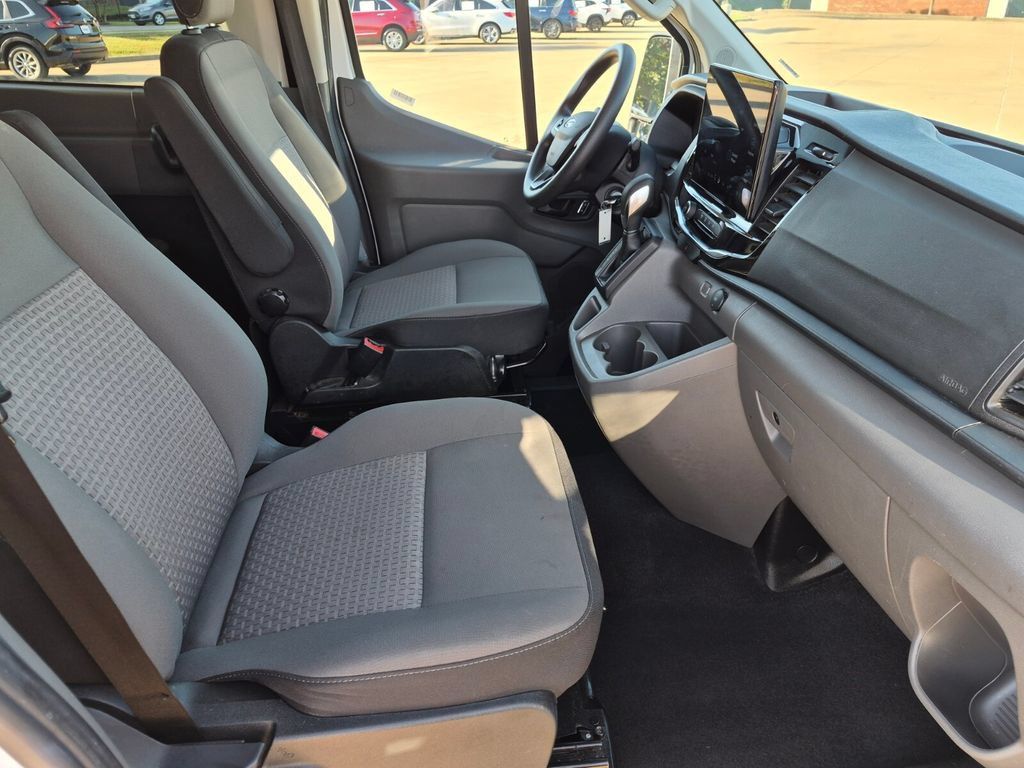 Used 2024 Ford Transit 350 XLT RWD image 28