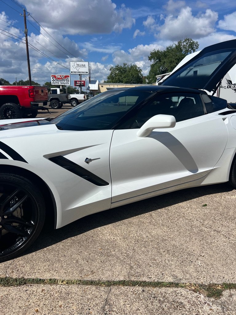 Used 2015 Chevrolet Corvette Stingray Coupe w/ ZF1 Appearance Package RWD image 7