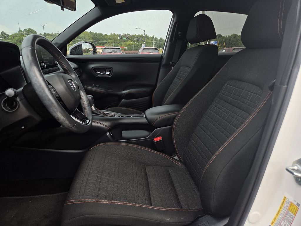 Certified 2025 Honda HR-V Sport image 12