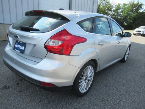 Used 2014 Ford Focus Titanium FWD image 5