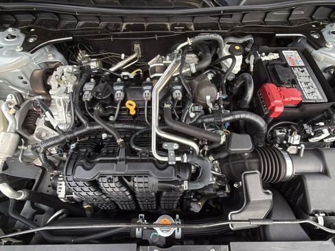 Used 2024 Nissan Altima 2.5 SV image 19