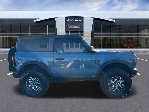 Used 2023 Ford Bronco Badlands image 6