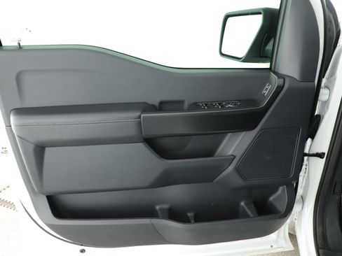 Used 2025 Ford F150 STX w/ Equipment Group 200A RWD image 8
