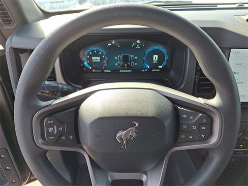 Certified 2025 Ford Bronco 2-Door image 17