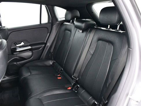 Certified 2022 Mercedes-Benz GLA 250 4MATIC image 21
