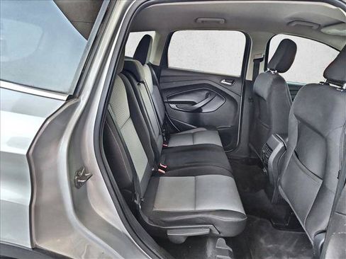Used 2018 Ford Escape SE AWD/4WD image 18