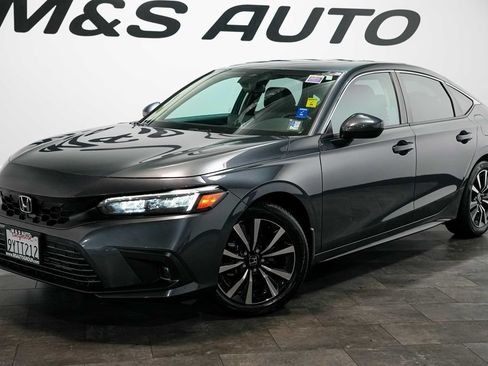 Used 2022 Honda Civic EX-L image 2