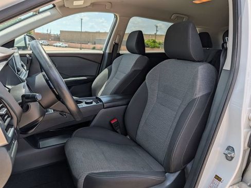 Used 2023 Nissan Rogue SV AWD/4WD image 21