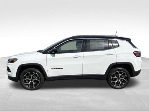 New 2026 Jeep Compass Limited AWD/4WD image 11