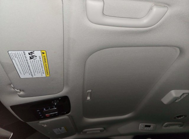 Used 2025 Kia Carnival SX FWD image 15