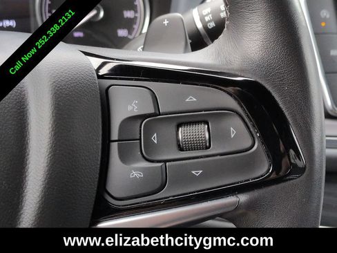 Used 2023 Buick Enclave Essence AWD/4WD image 25