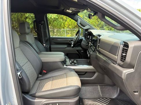 Used 2024 Chevrolet Silverado 2500 ZR2 w/ ZR2 Bison Edition AWD/4WD image 36
