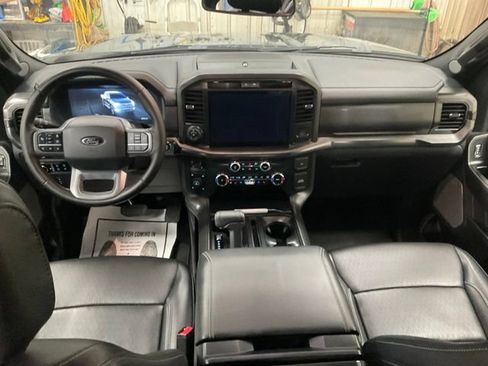 Used 2025 Ford F150 Lariat AWD/4WD image 9
